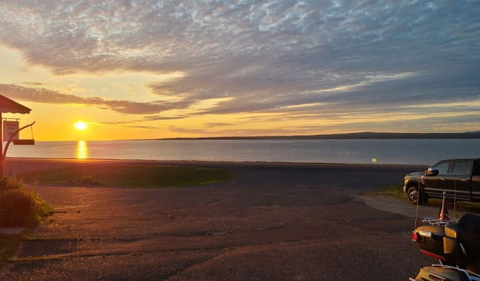 Carlas Restaurant, Motel, and Cozy Inn - From Web Listing (newer photo)